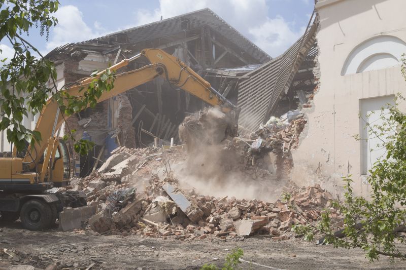 Efficient Demolition Equipment